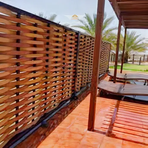 سواتر خشبية (شرائح ومجدول)