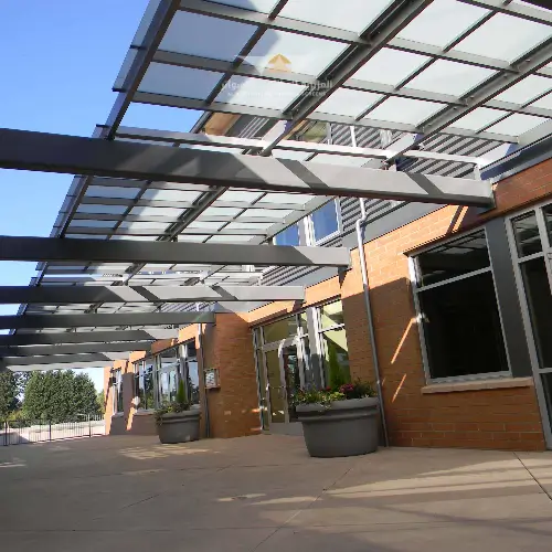 مظلات مدارس الطائق